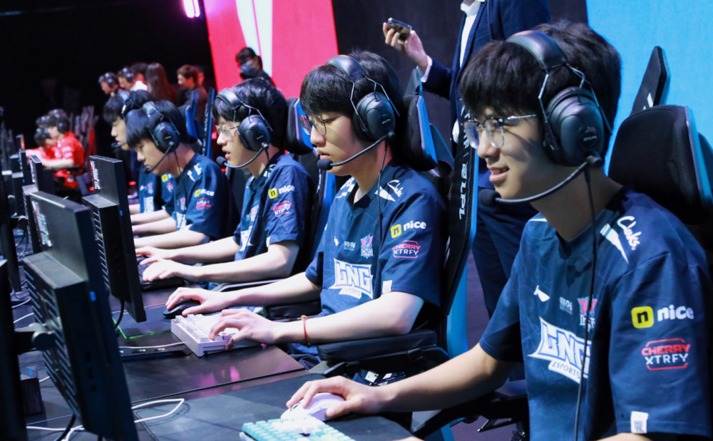 爱游戏体育官方网站-关于Ming与80激战RNG分钟，领先优势明显胜负难料！，Scout焦点对战上演精彩一战的信息-爱游戏体育官方网站